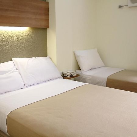 The Center Suites Cebu Dış mekan fotoğraf