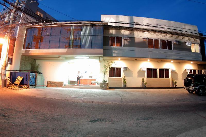 The Center Suites Cebu Dış mekan fotoğraf