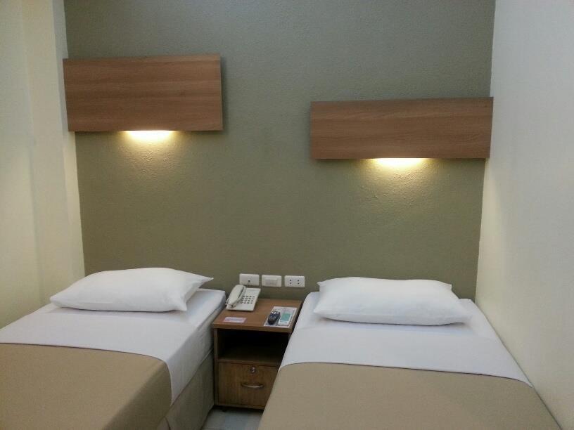The Center Suites Cebu Dış mekan fotoğraf