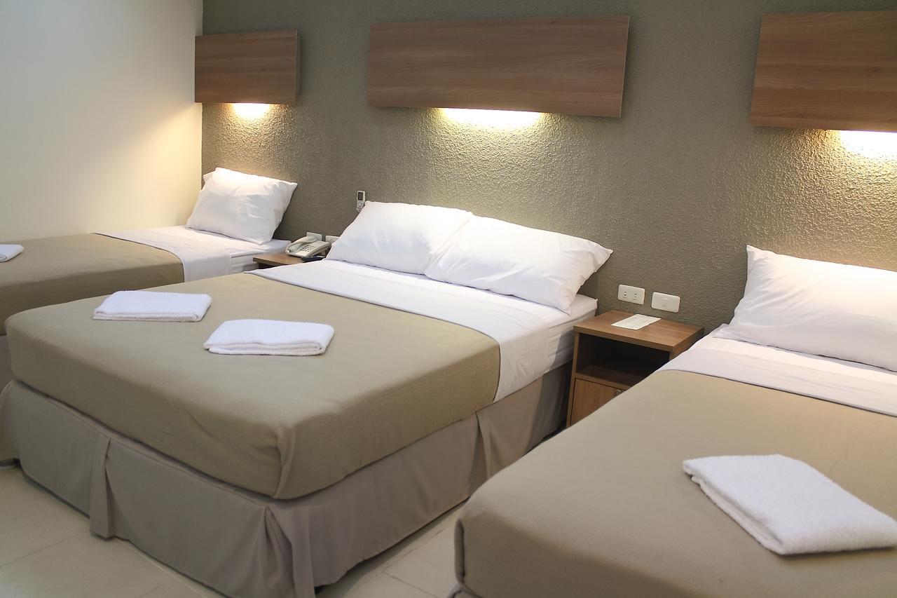 The Center Suites Cebu Dış mekan fotoğraf
