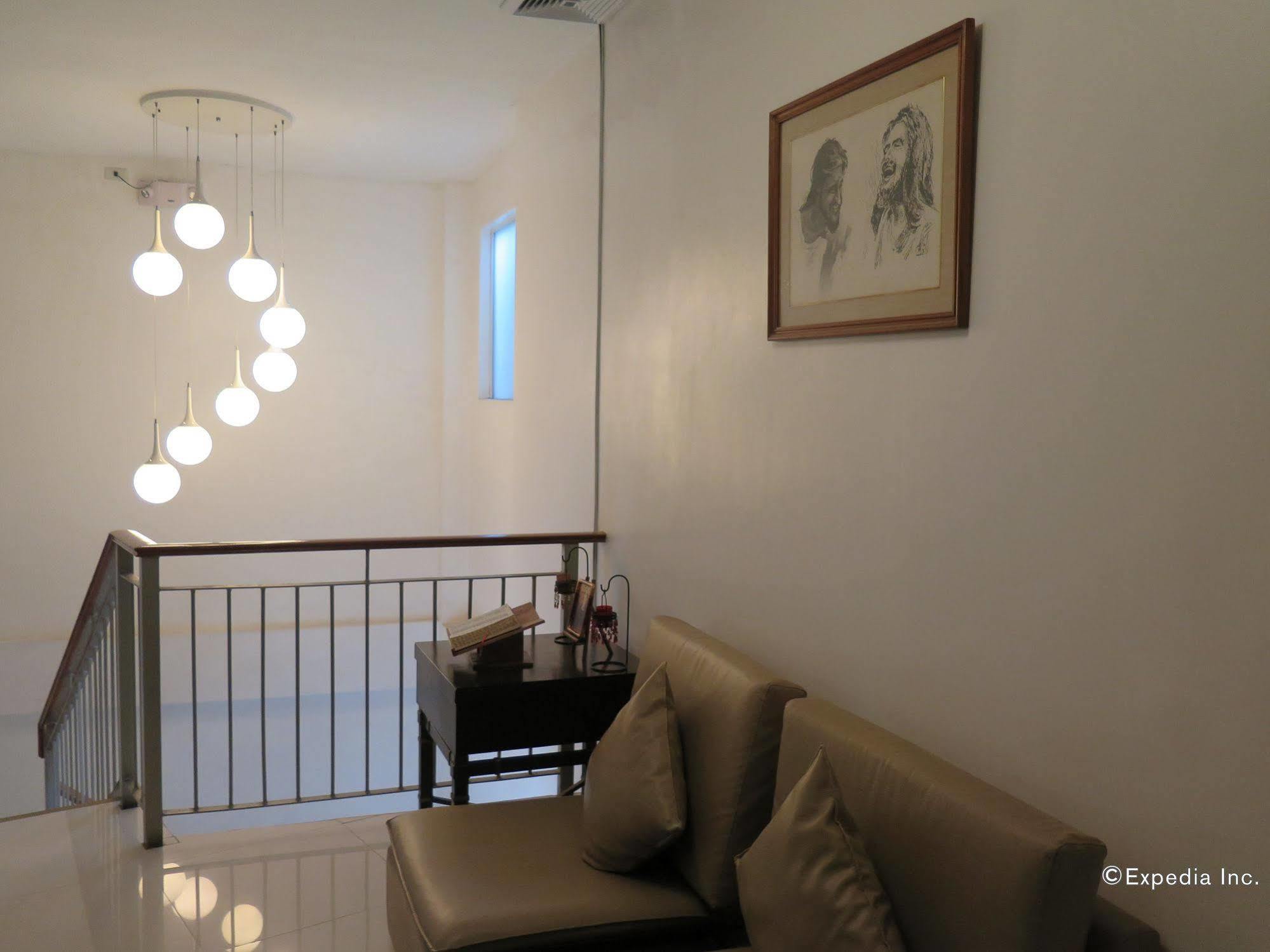 The Center Suites Cebu Dış mekan fotoğraf